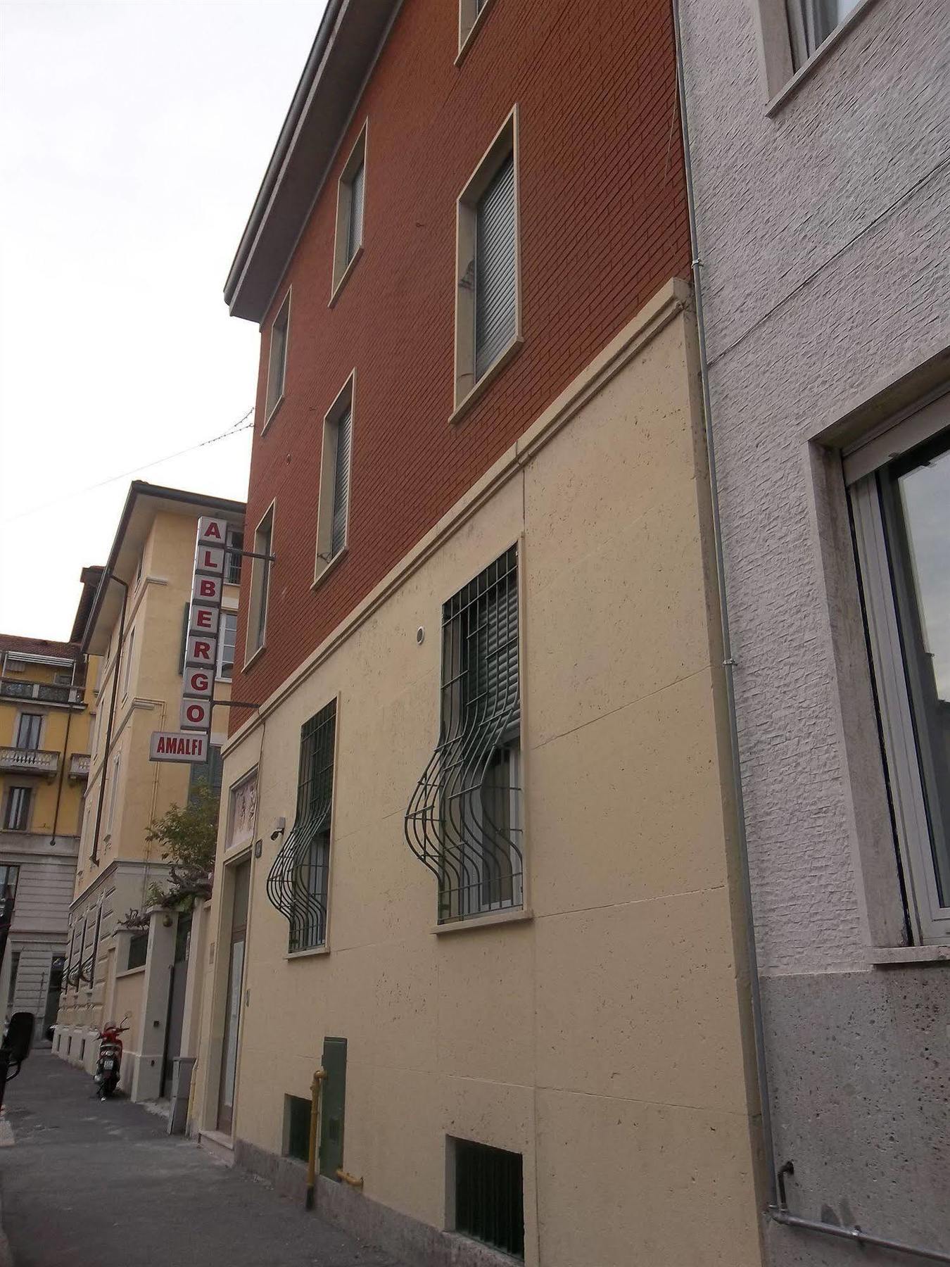 Hotel Amalfi Milão Exterior foto